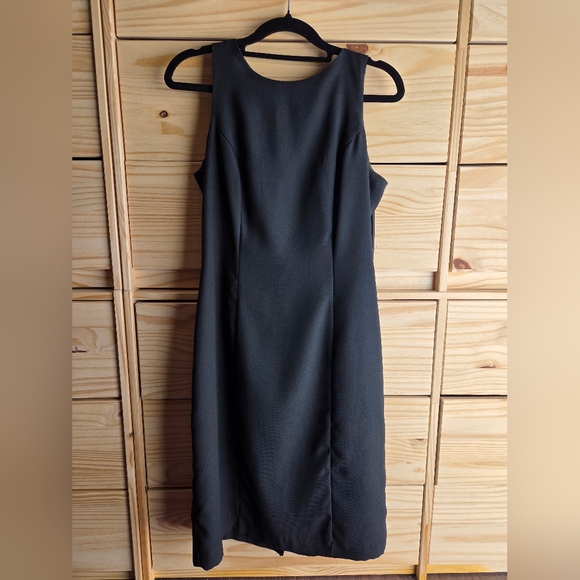 Joseph Ribkoff Black Sleeveless Cape Cowl Back Dress - Picture 2 of 13